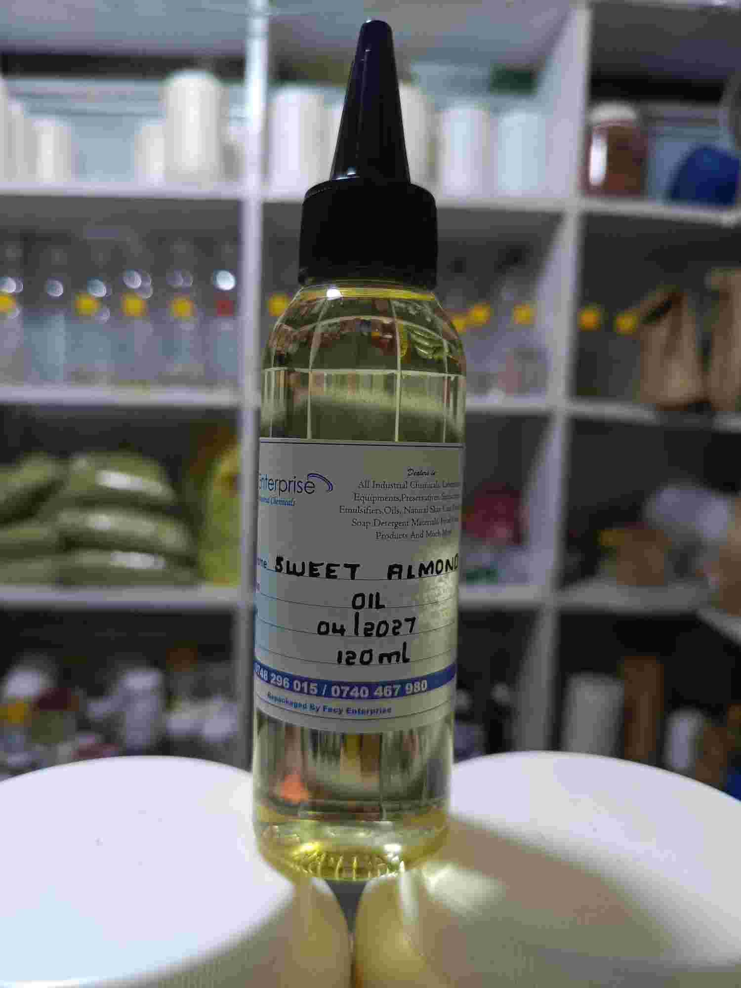 Sweet Almond Oil (Cold Pressed)